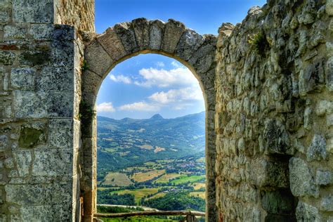  L'Augenschatzturm: Un Panorama mozzafiato e un pizzico di storia